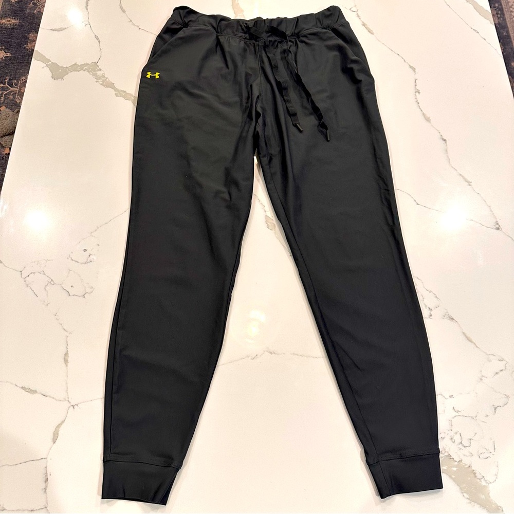 Under Armour UA Women’s Jogger Pants Drawstring Sz M Army Green Pockets Running